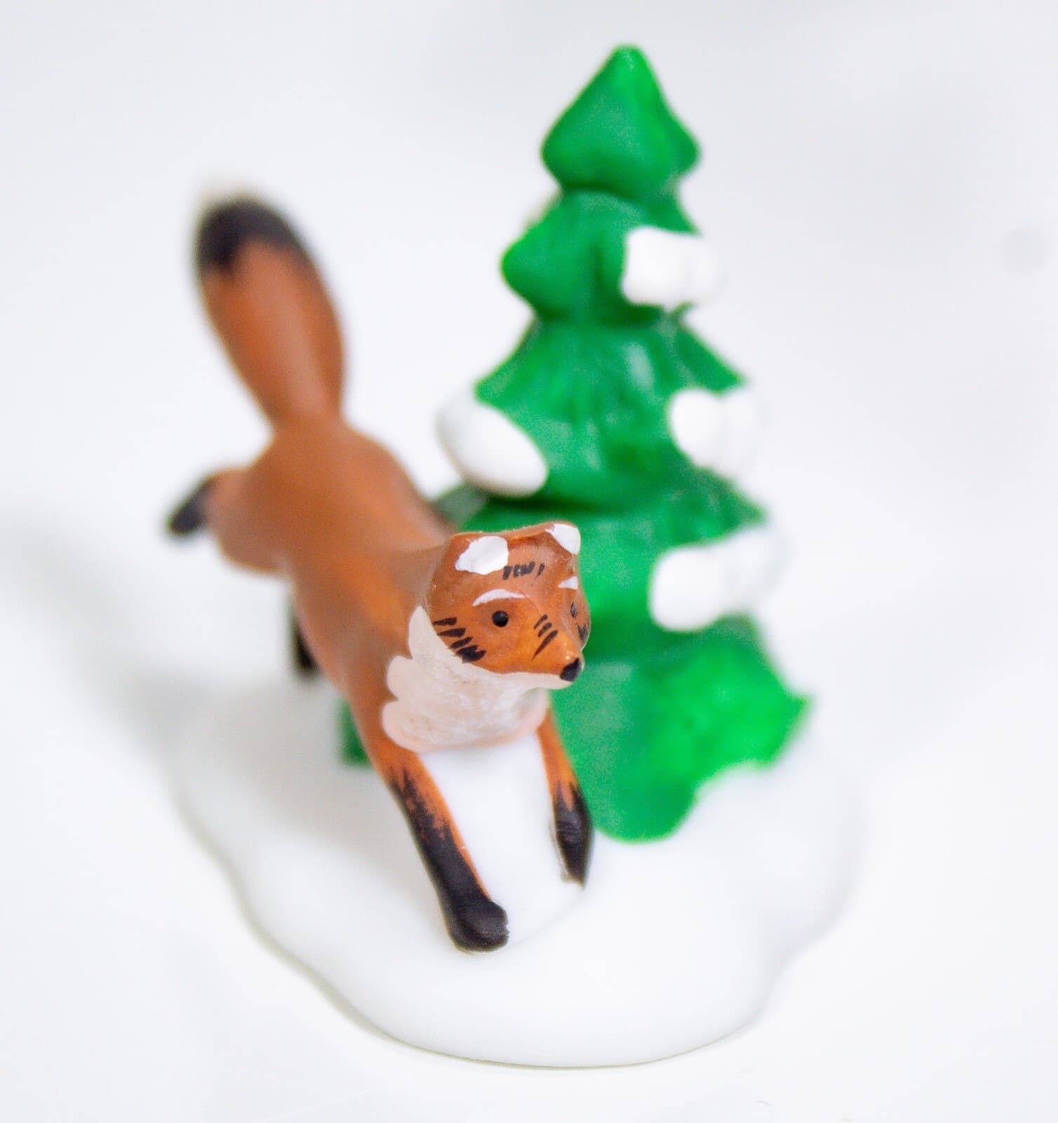 DEPARTMENT 56 Heritage Village "Tallyho!" Porcelain Figurine Set With Box - Thumbnail 5