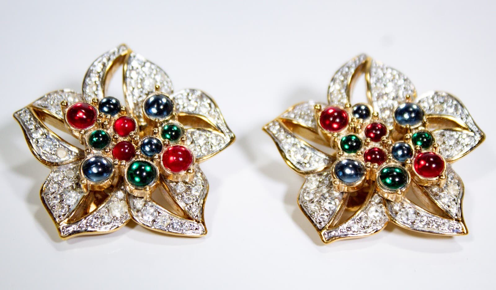 Vintage Ear Clip On Floral Motif Multicolor Cabochon Gold Tone Earrings - Thumbnail 4