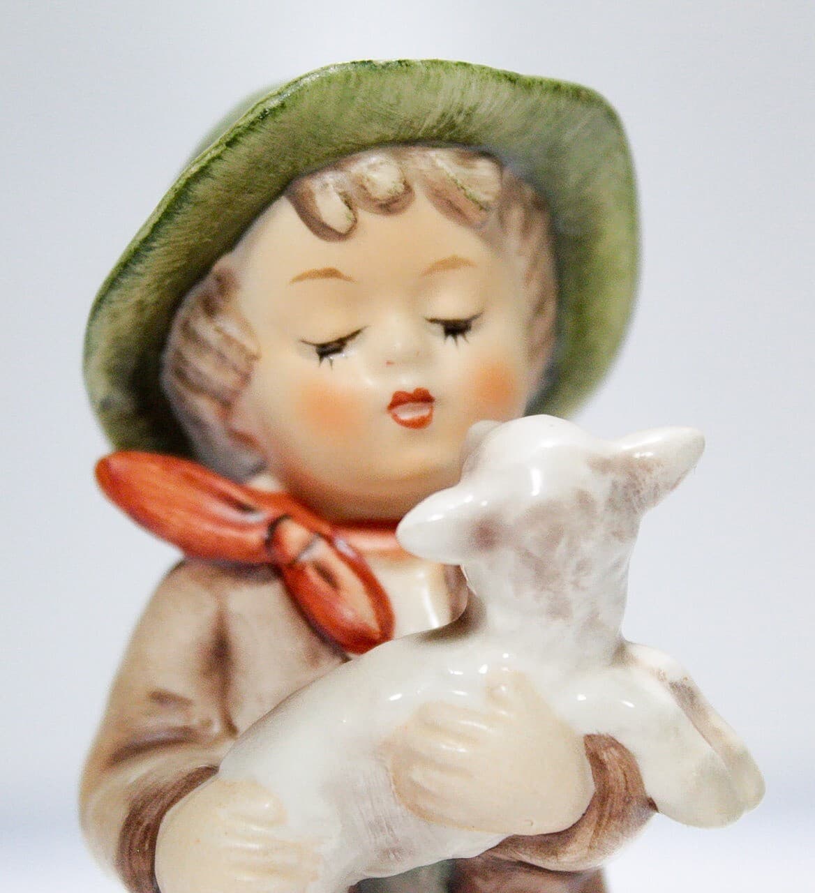 GOEBEL HUMMEL Germany "Lost Sheep" Hand Painted Porcelain Figurine TMK5 - Thumbnail 2