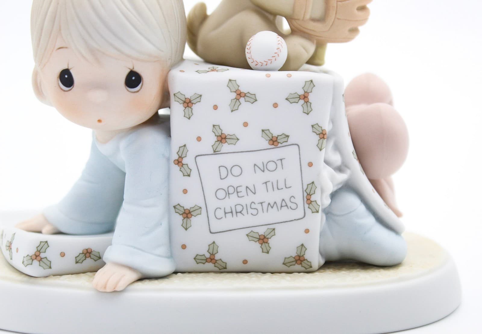 Precious Moments Wishing You a Very Successful Season Porcelain Figurine 1989 - Thumbnail 4