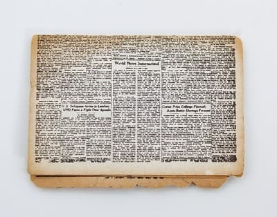 Vintage Dollhouse Miniature "The New York Time" Newspaper Accessory RARE - Thumbnail 5