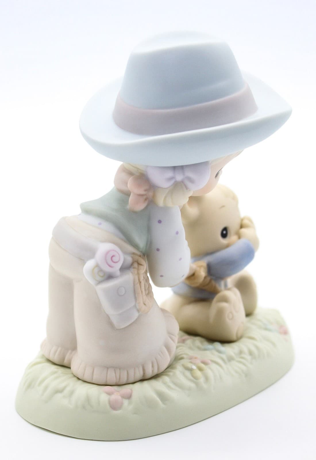 Precious Moments I Can't Bear To Let You Go Enesco Porcelain Figurine 1994 - Thumbnail 4