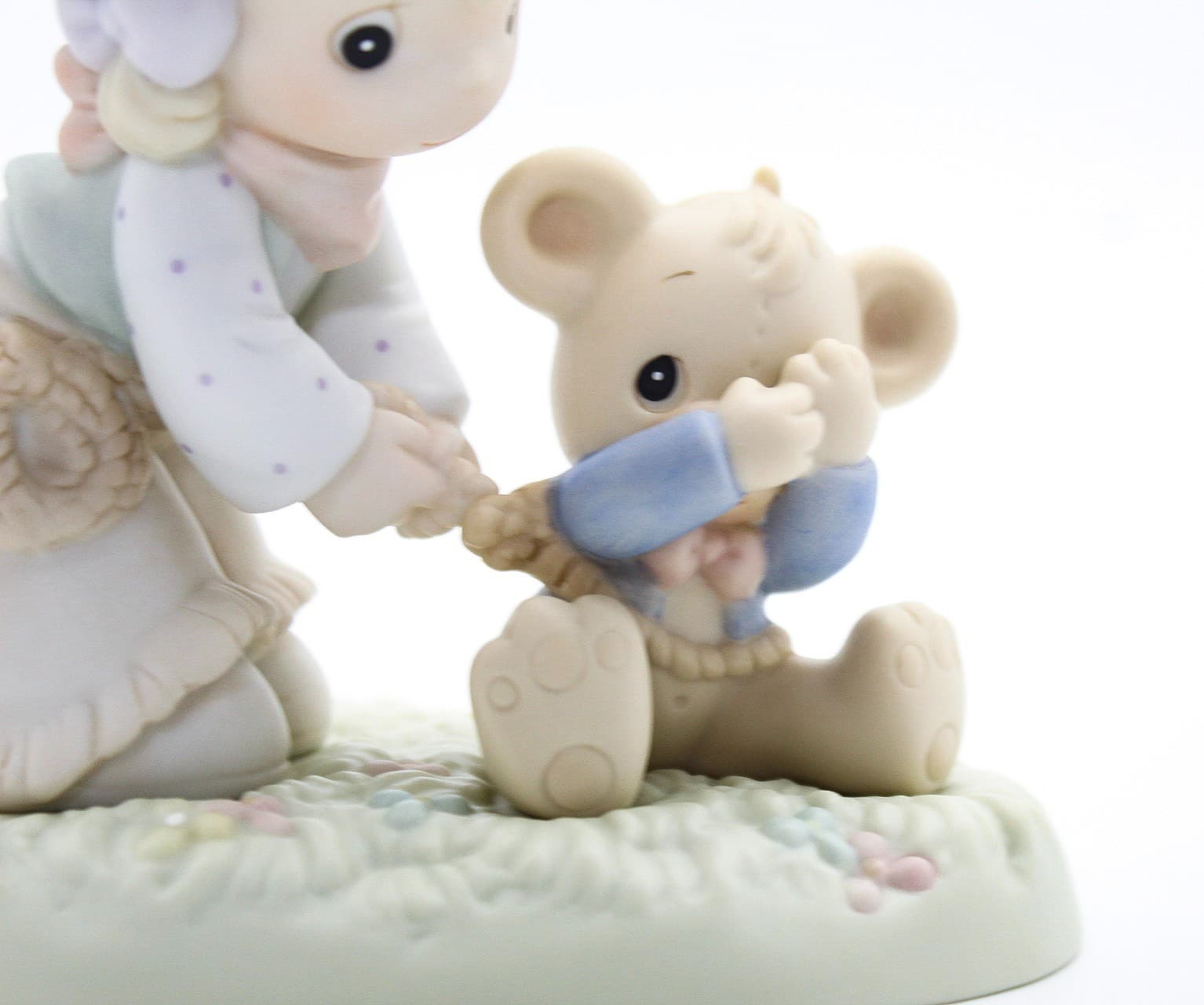 Precious Moments I Can't Bear To Let You Go Enesco Porcelain Figurine 1994 - Thumbnail 3