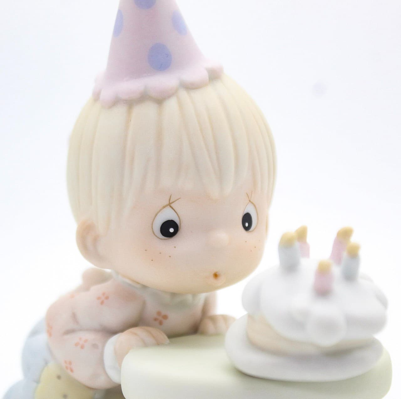 Precious Moments May Your Every Wish Come True Enesco Porcelain Figurine 1992 - Thumbnail 4