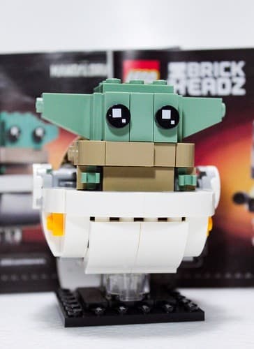 LEGO BRICKHEADZ Star Wars The Mandalorian & The Child w/ Manuals Complete #75317 - Thumbnail 3