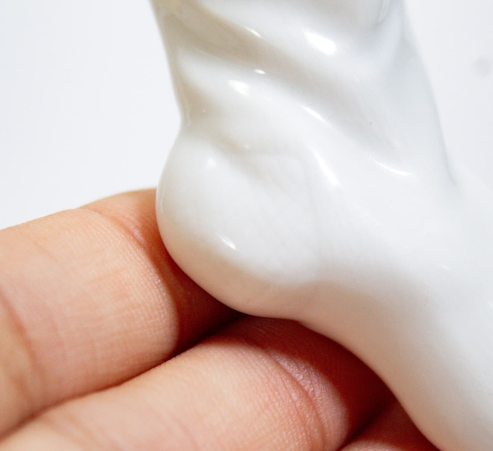 LLADRO "Baby's First Christmas 1993" Porcelain Decorative Christmas Ornament - Thumbnail 4