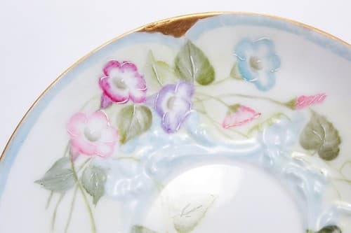 LIMOGE France T&V Hand Painted Floral Gold Gilt Porcelain Boullion Cup & Saucer - Thumbnail 7