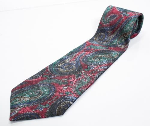 WEMBLEY Men's necktie Vintage Burgundy Paisley 100% Polyester Made In USA - Thumbnail 5