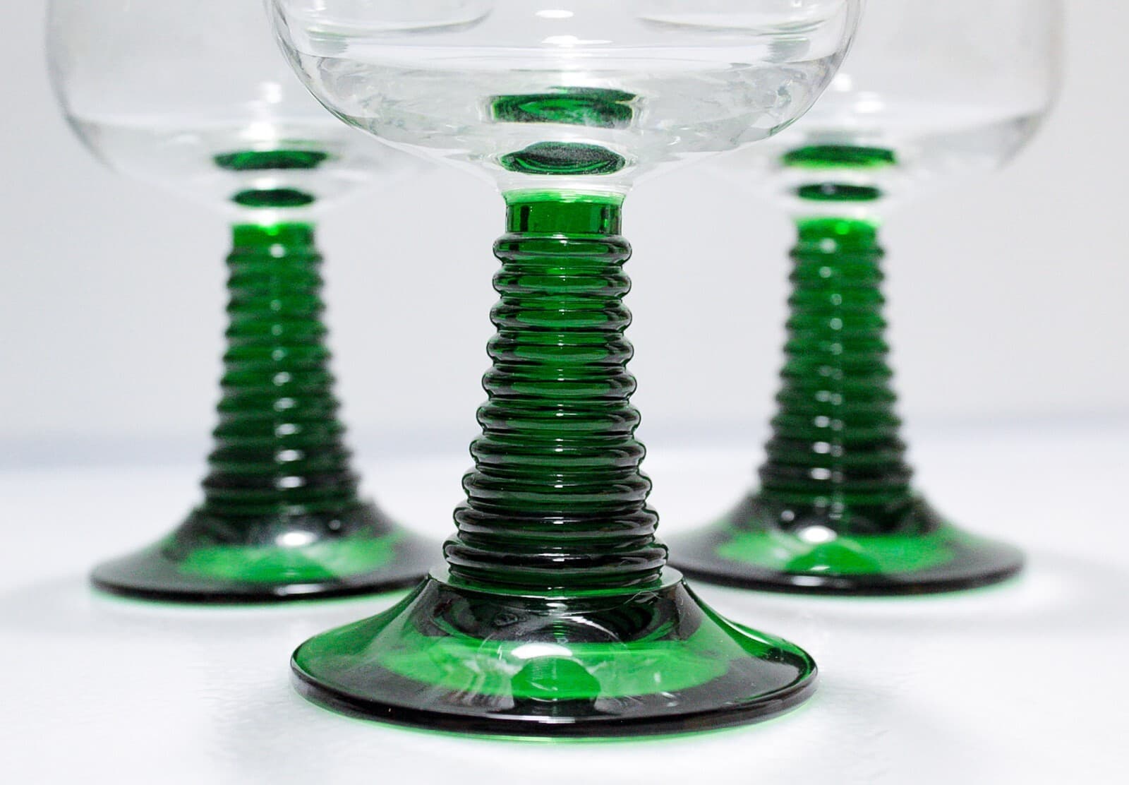 3 Vintage Green Beehive Stemmed Etched Vines & Grapes French Wine Glasses - Thumbnail 3