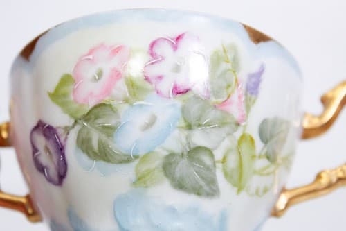 LIMOGE France T&V Hand Painted Floral Gold Gilt Porcelain Boullion Cup & Saucer - Thumbnail 4