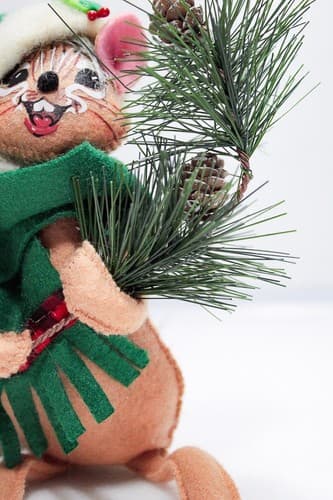 Vintage 2012 ANNALEE Mobilitee MOUNTAIN SQUIRREL Christmas Artisan Doll 6" w/Tag - Thumbnail 4