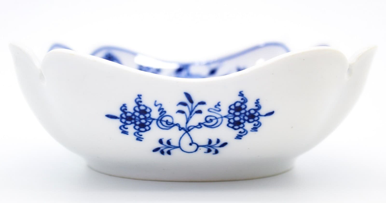 Meissen Germany Antique Blue Onion Pattern Hand Painted Squared Porcelain Bowl - Thumbnail 2