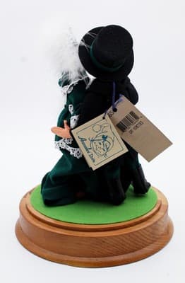 Annalee Mobilitee Artisan Dolls 1998 Vintage The Gay Nineties On Wood Base New - Thumbnail 6