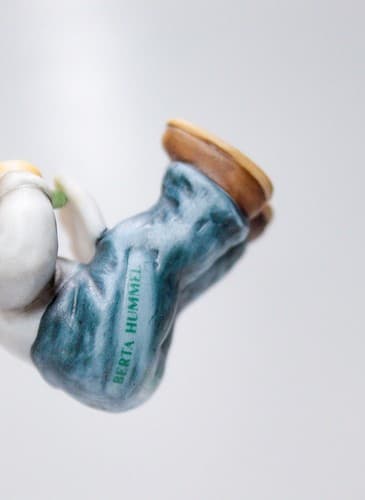 Berta Hummel Goebel 1999 "A North Pole Address" Porcelain Christmas Ornament - Thumbnail 3