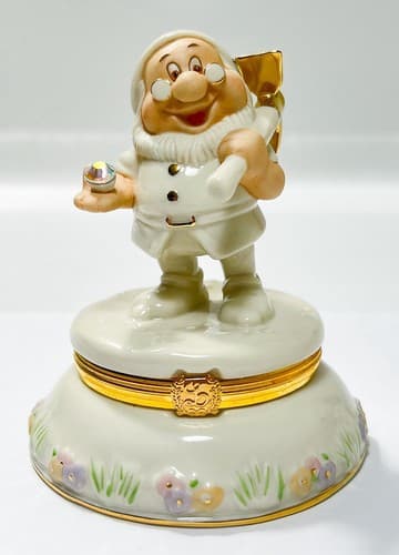 Lenox Treasures Disney Snow White Dwarf Doc Porcelain Trinket Vanity Box - Thumbnail 4