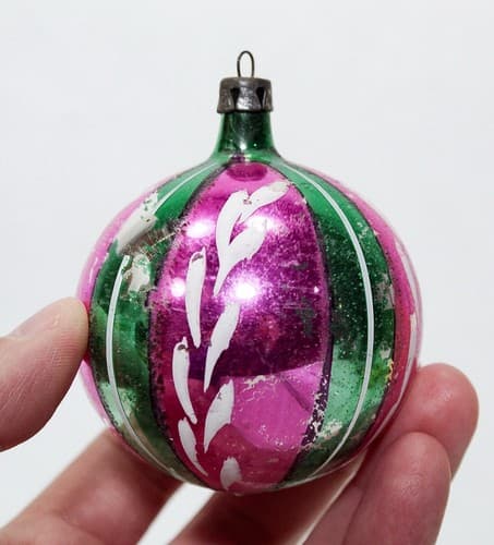 Vintage Made In Poland Stencil Green & Pink Glass Ball Christmas Ornament - Thumbnail 2