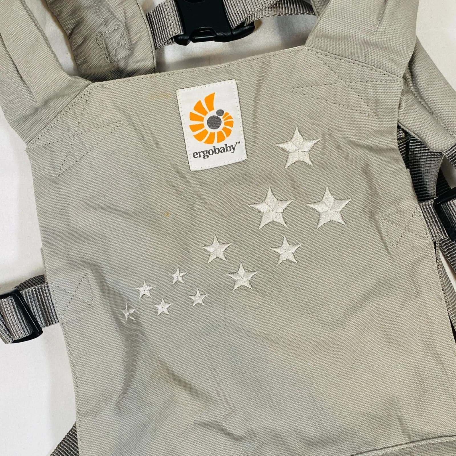 Ergobaby Baby Doll Carrier in Galaxy Gray w/ Stars Front/Back Carry - Thumbnail 3