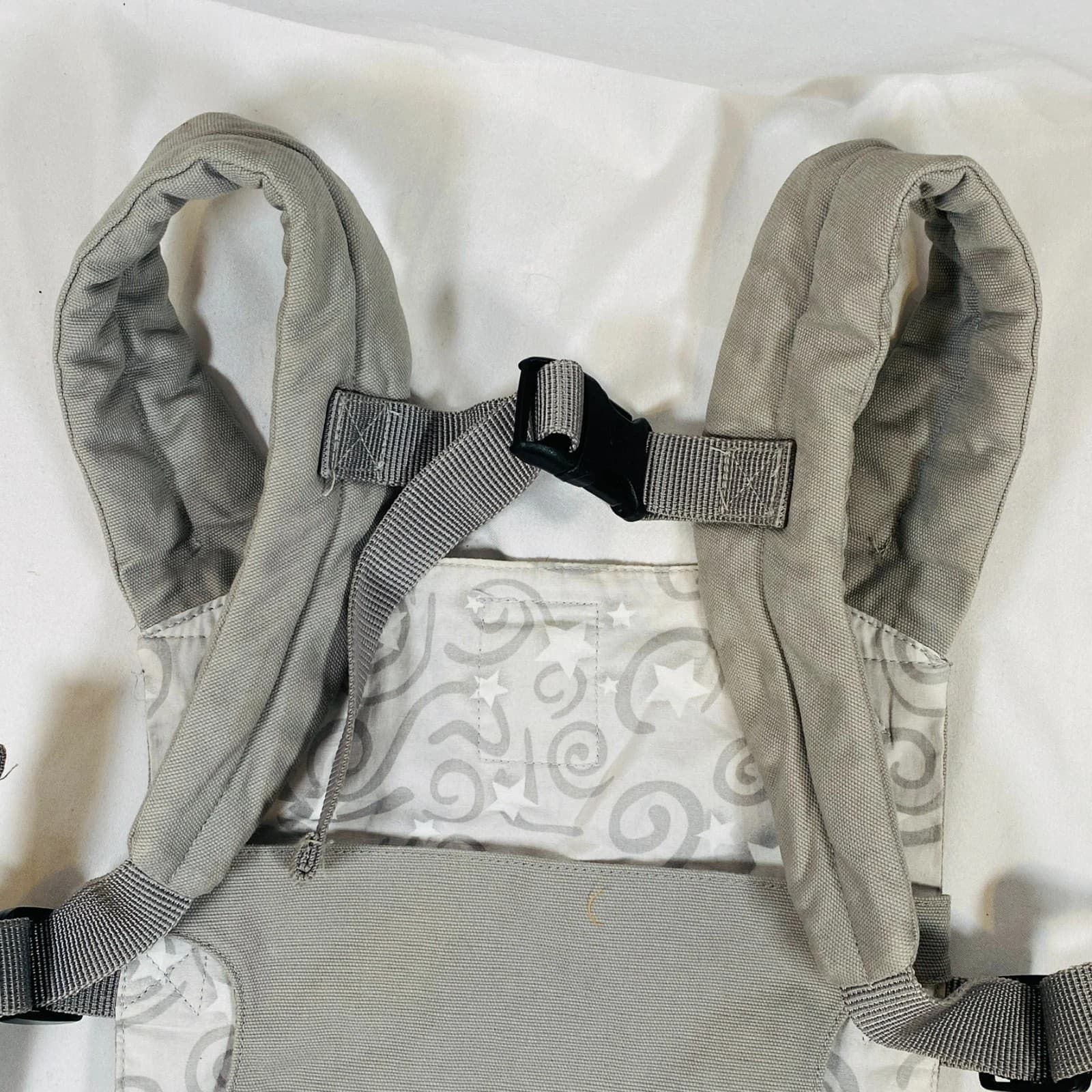 Ergobaby Baby Doll Carrier in Galaxy Gray w/ Stars Front/Back Carry - Thumbnail 4