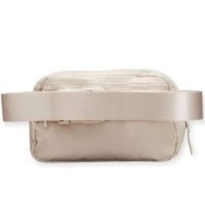 Lululemon Everywhere Belt Bag New with Tags - White - Thumbnail 4