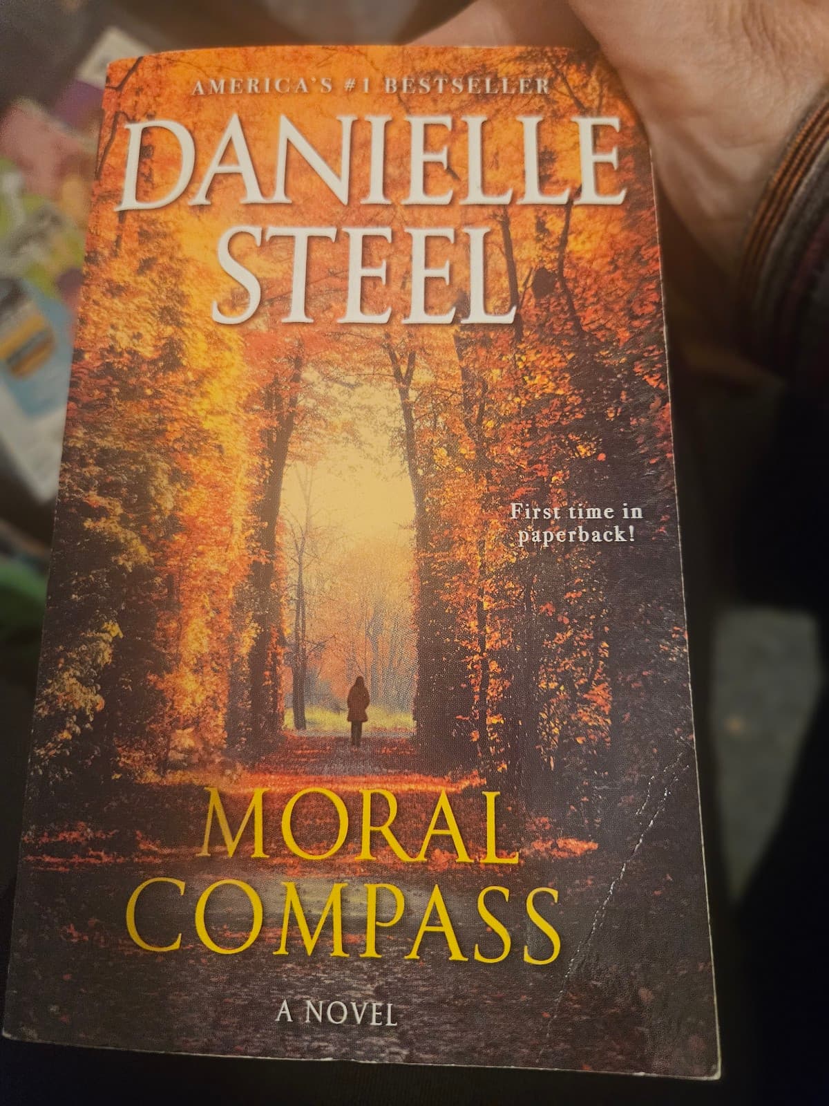 Moral compass. Danielle steel. Buy 3 book listings, get 1 free - Image 1