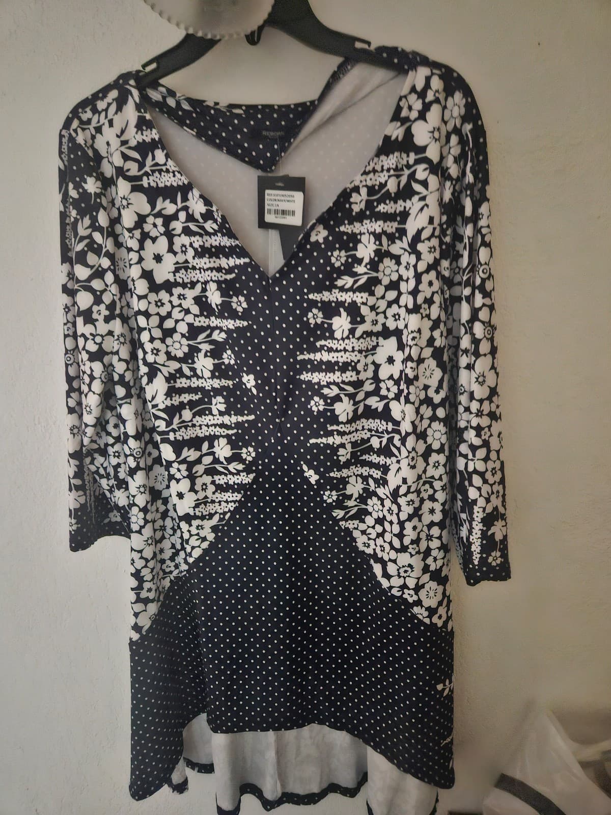 Blue and white, women's Tunic. 1X new - Image 1