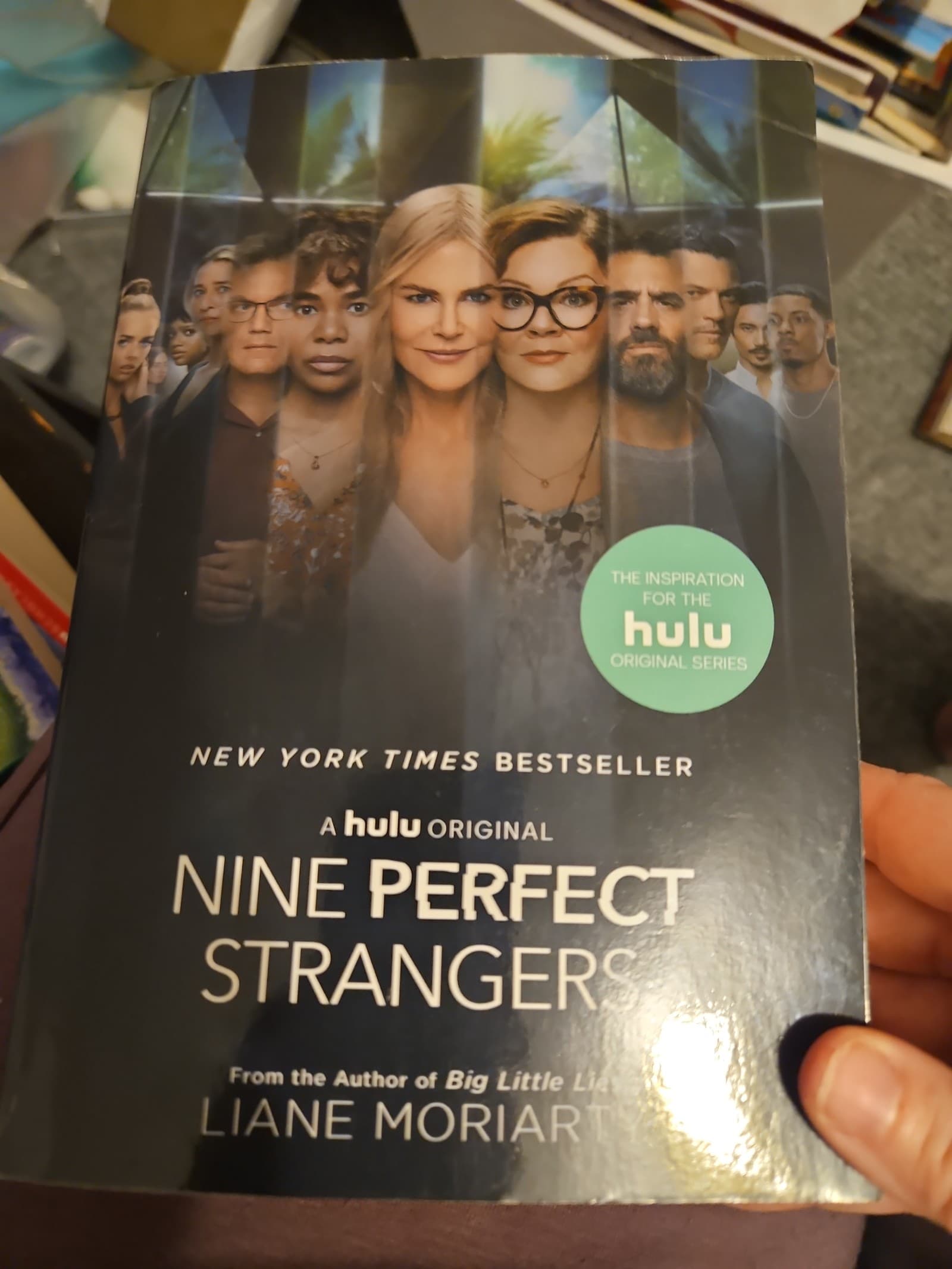 Nine perfect strangers. Liane Moriarty. Buy 3 get 1 free - Image 1