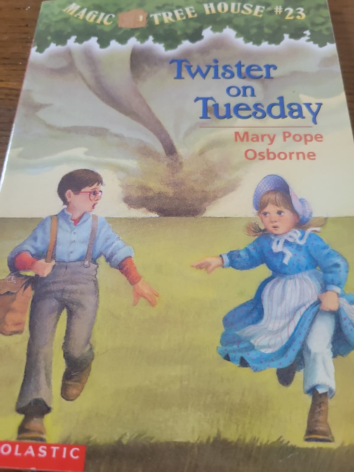 Magic tree house. Twister in tuesday. Buy 3 get 1 free - Image 1