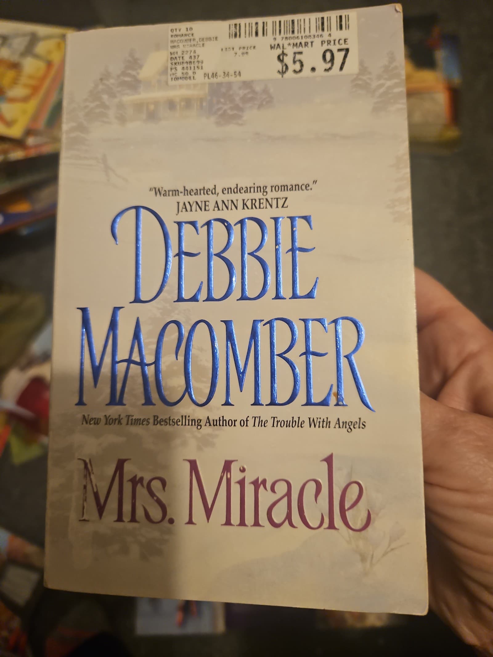 Debbie Macomber mrs. Miracle. Buy 3 book listings, get 1 free - Image 1