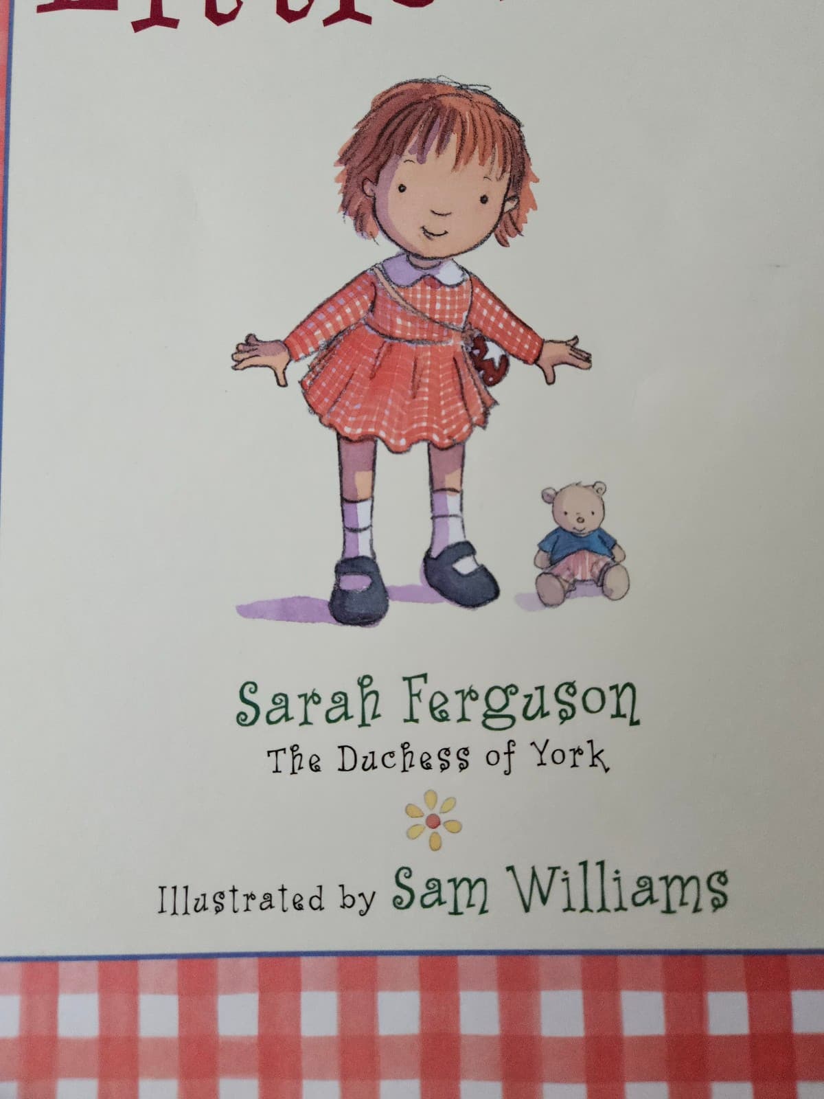 Book. Little red. By Sarah Ferguson - Image 1