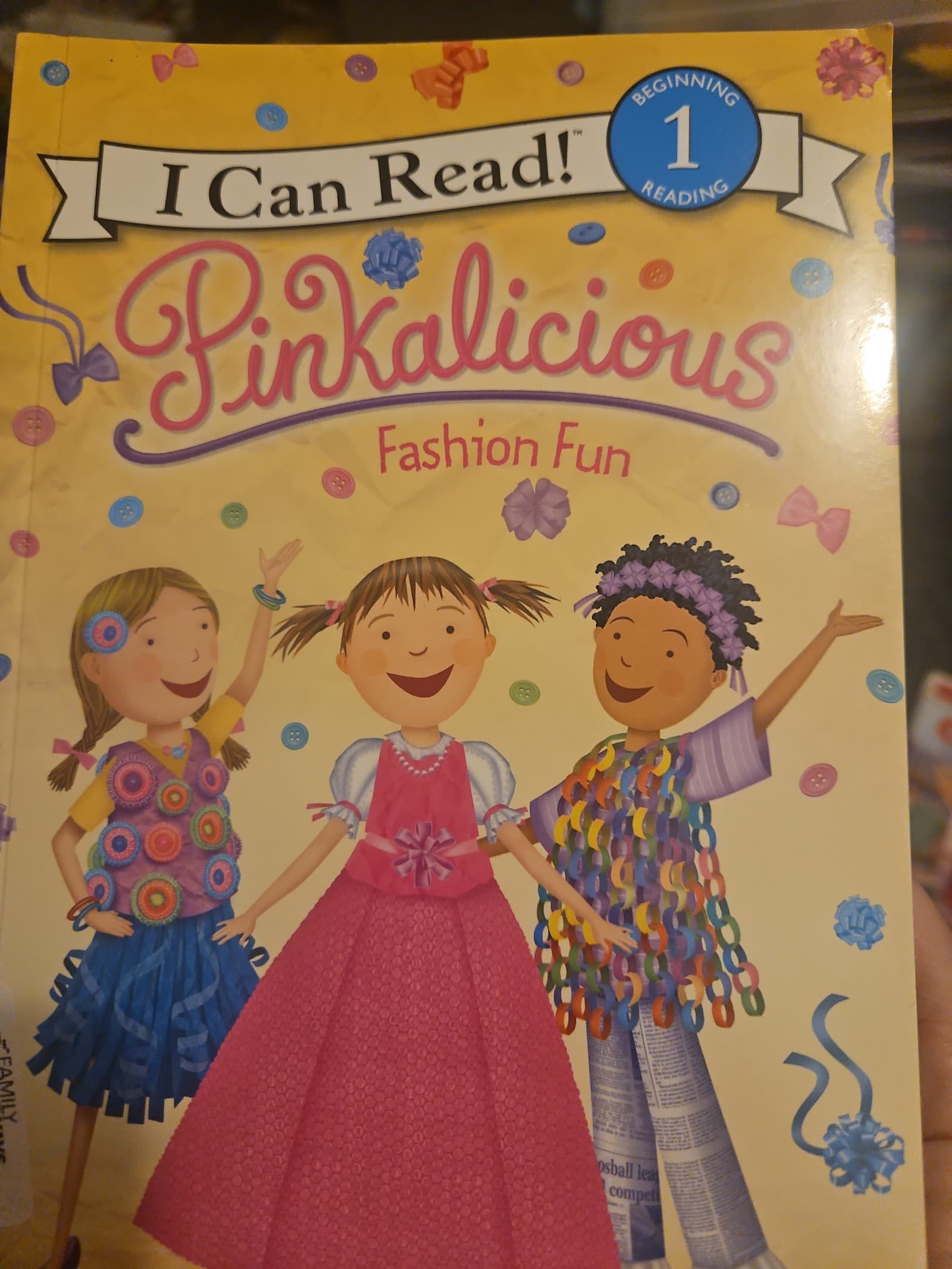 Pinkalicious, fashion fun. Buy 1 get 2 free - Image 1