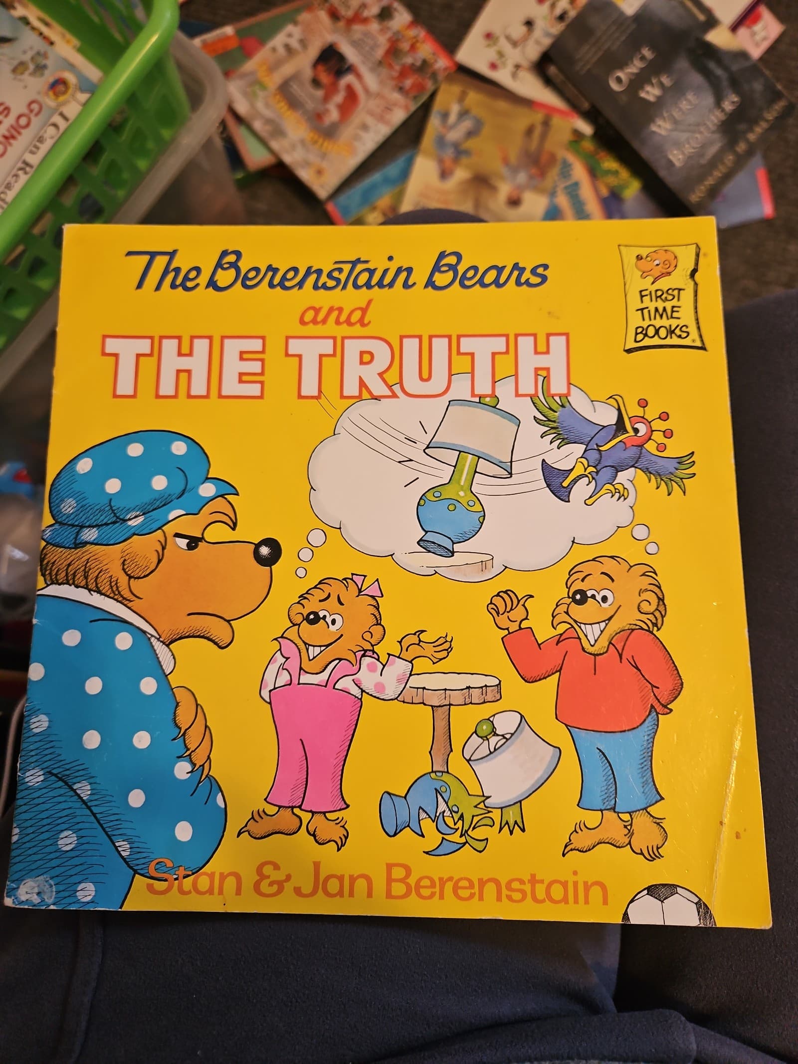 The Berenstain bears and the truth. Buy 3 get 1 free - Image 1