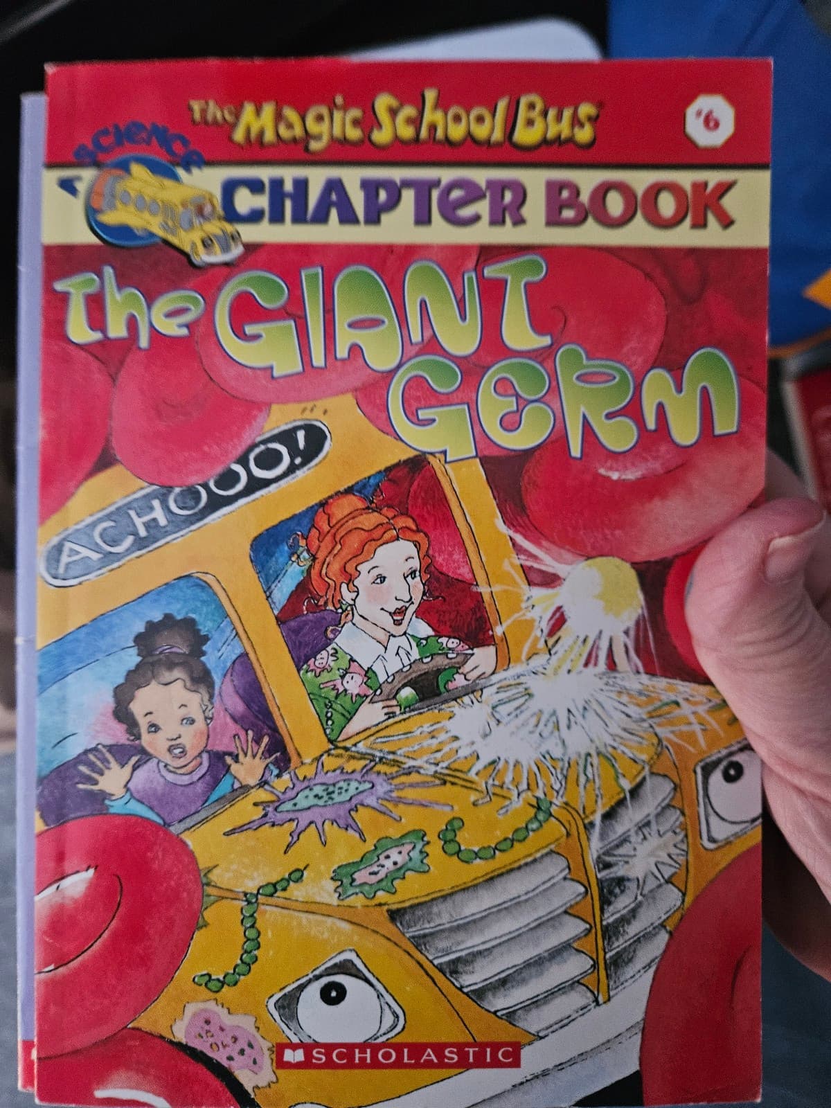 The magic school bus. The giant germ. Buy 3 book listings, get 1 free - Image 1