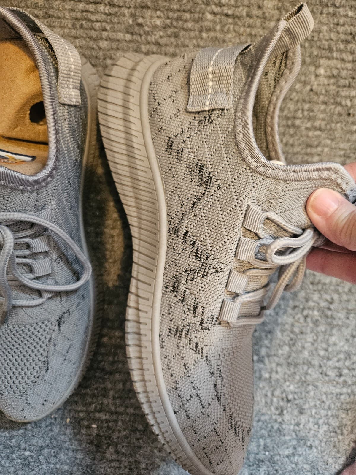 Women's Grey shoes. Grey worn twice. Size 40. - Thumbnail 2