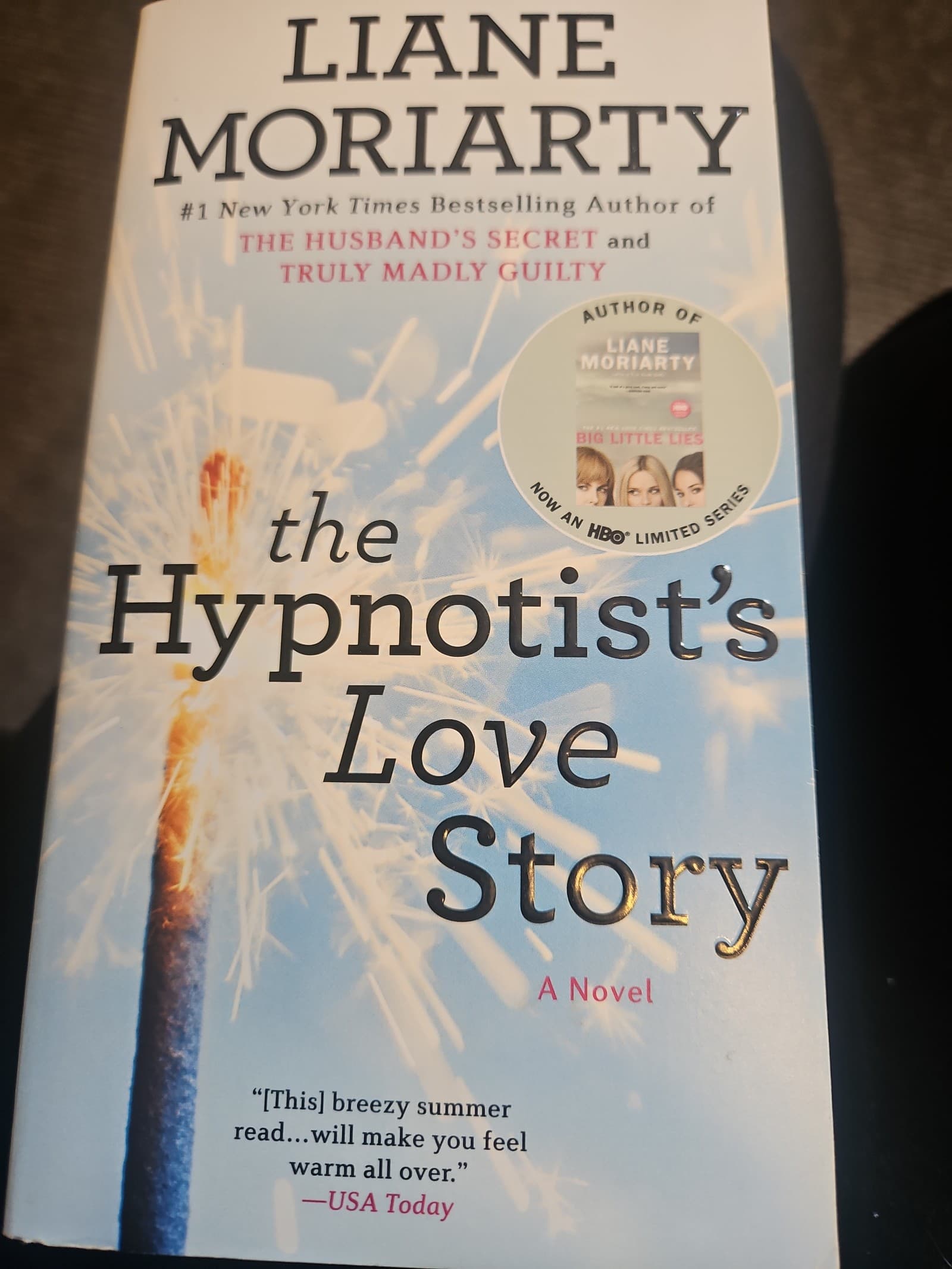 The hypnotist's l9ve story. Buy 3 book listings, get 1 free - Image 1