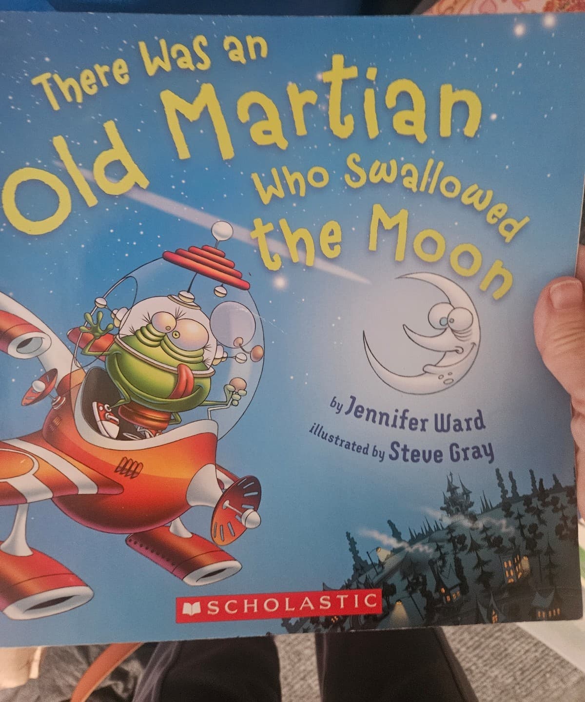 there was an old Martian who swallowed the moon. Buy 3 book listings, get 1 free - Image 1