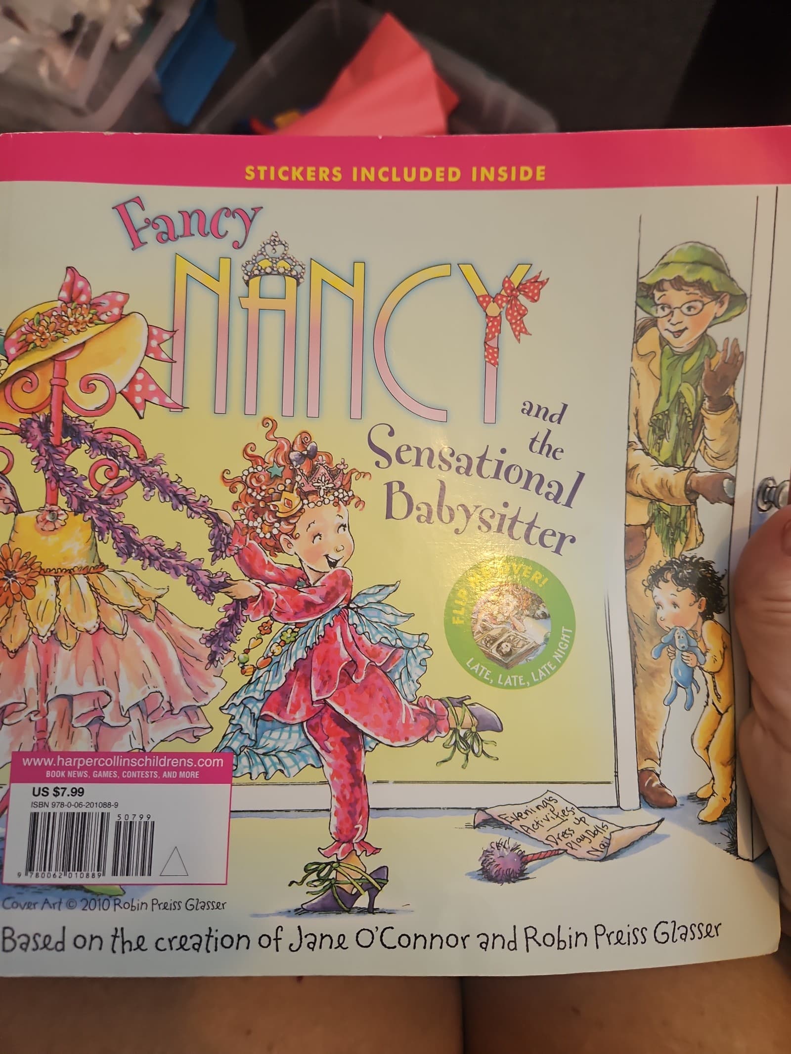2 books in 1. Fancy Nancy, Late late night & sensational babysitter. Buy 3 book - Image 1