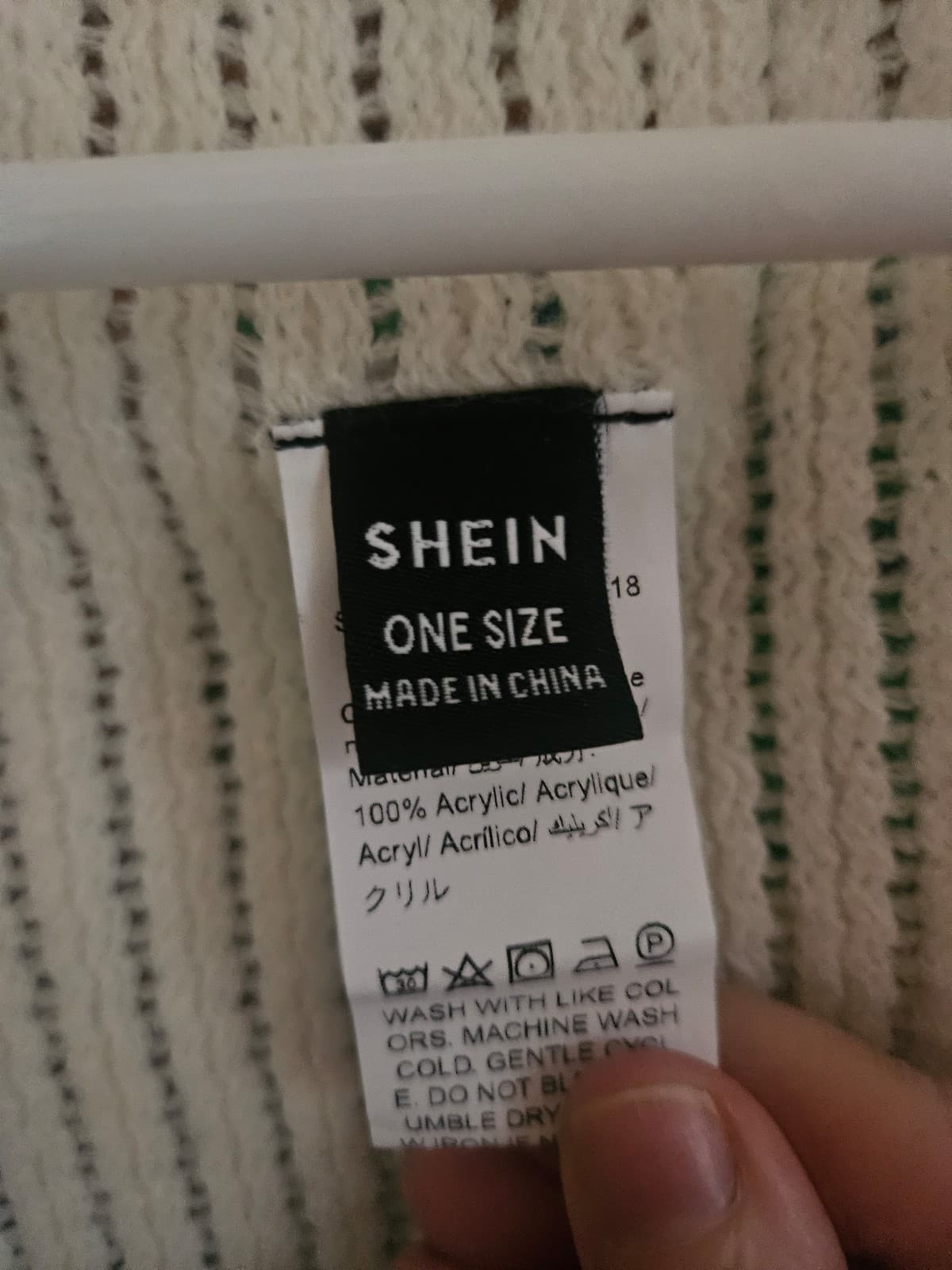 Wimens shein cape/ sweater one size nwot - Thumbnail 4