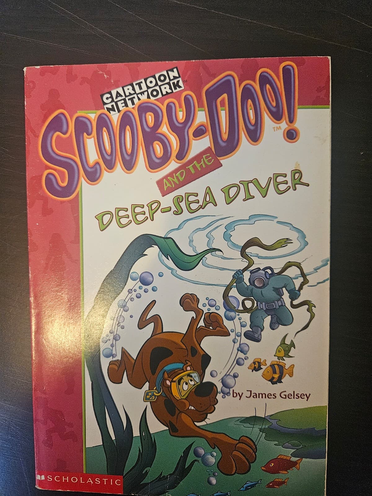 Scooby doo and the deep sea diver. . Buy 3 book listings, get 1 free - Image 1