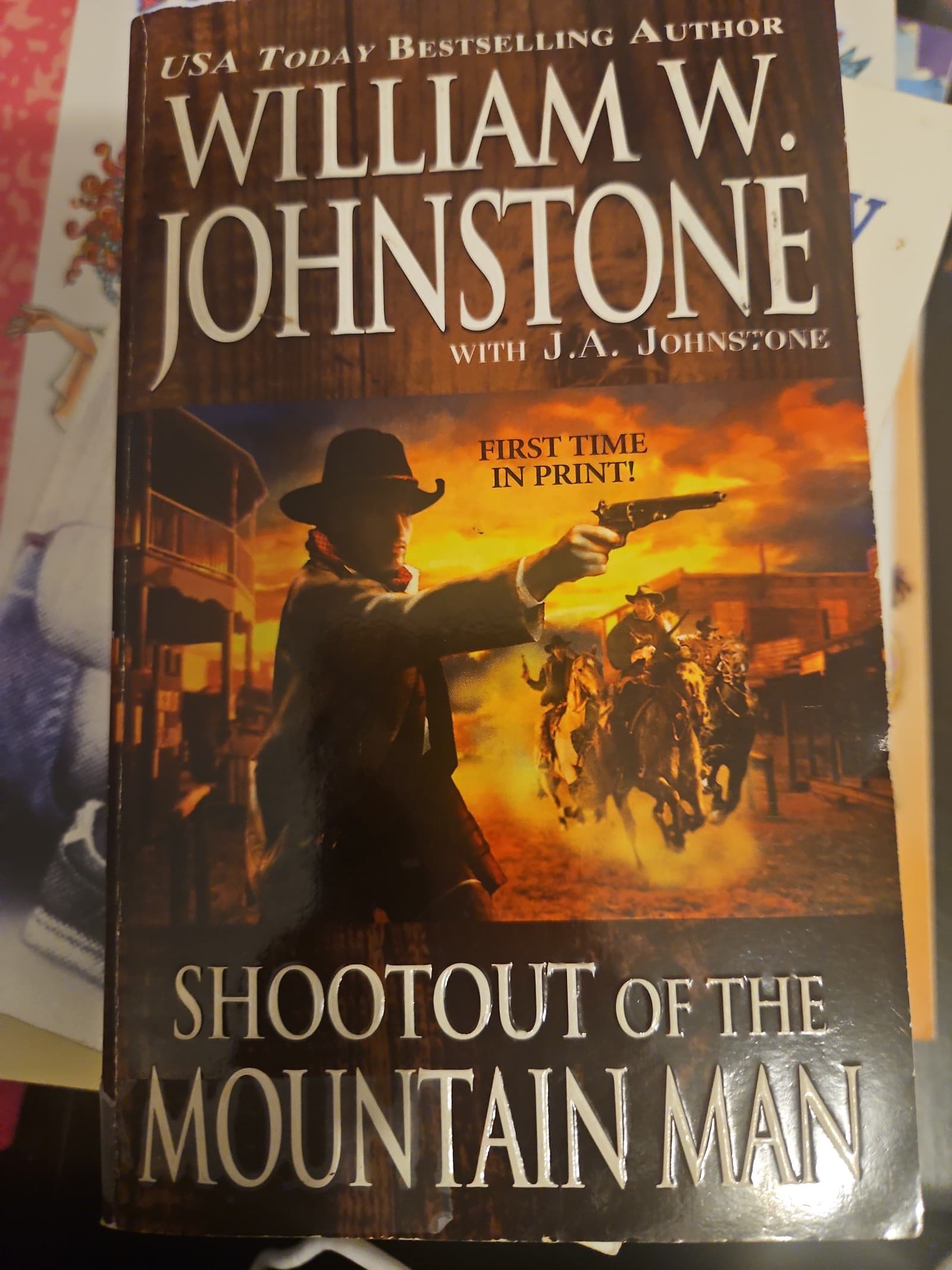 Shootout of the mountain man. William Johnstone. Buy 3 book listings, get 1 free - Image 1