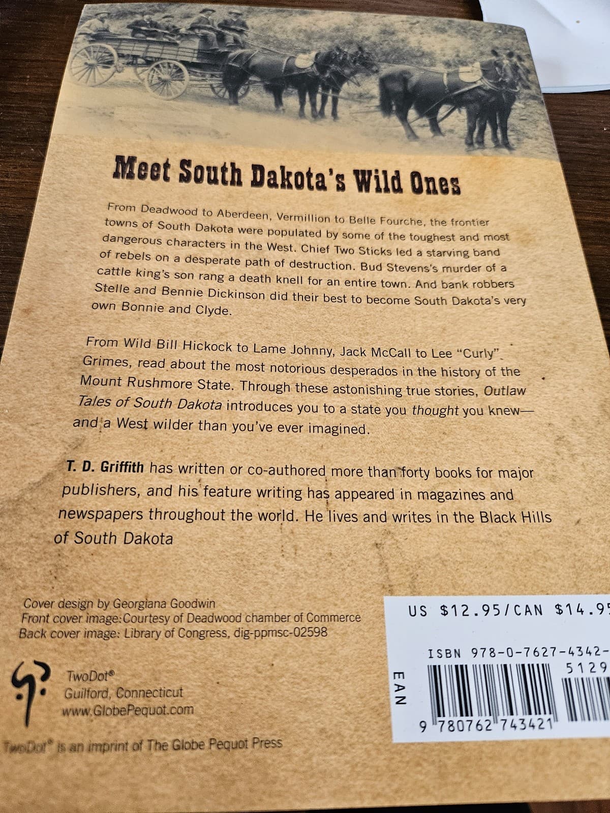 Outlaw tales of South Dakota. Book - Thumbnail 2