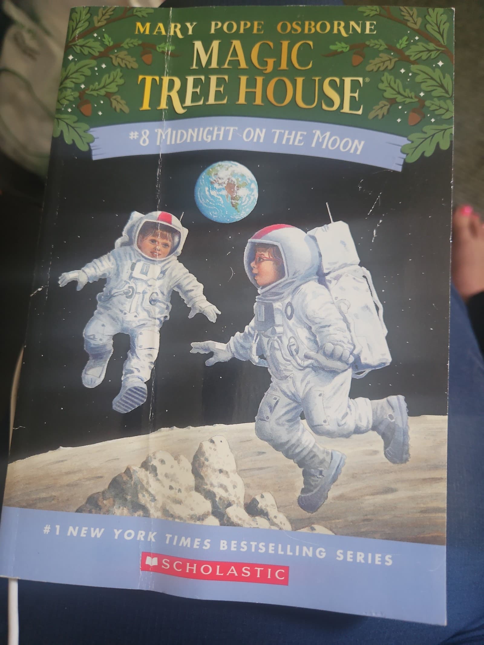 The magic tree house. Midnight on the moon. Buy 3 get 1 free - Image 1
