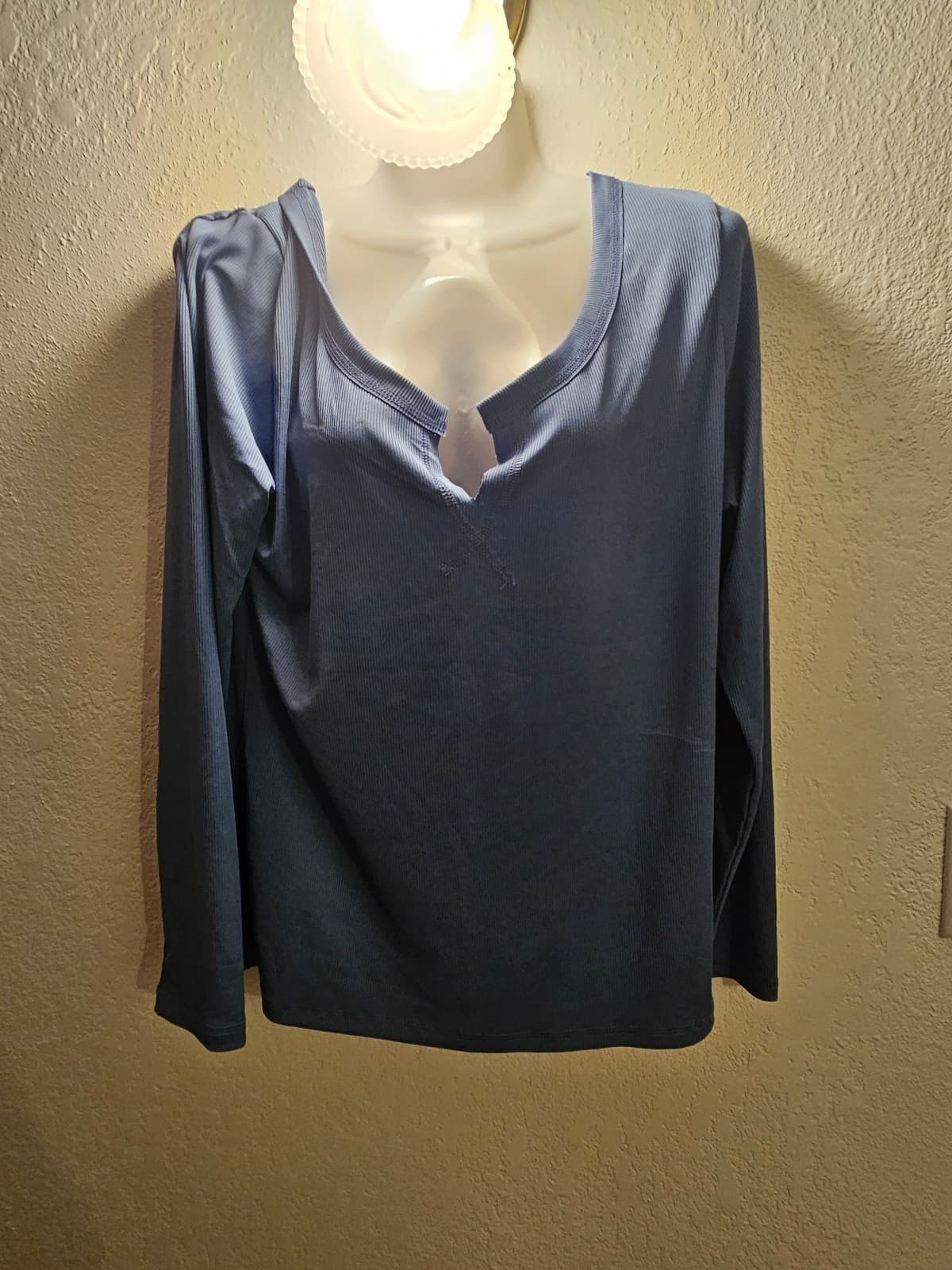 Long Sleeve, ribbed, Notched tee. Women's 2X - Image 1
