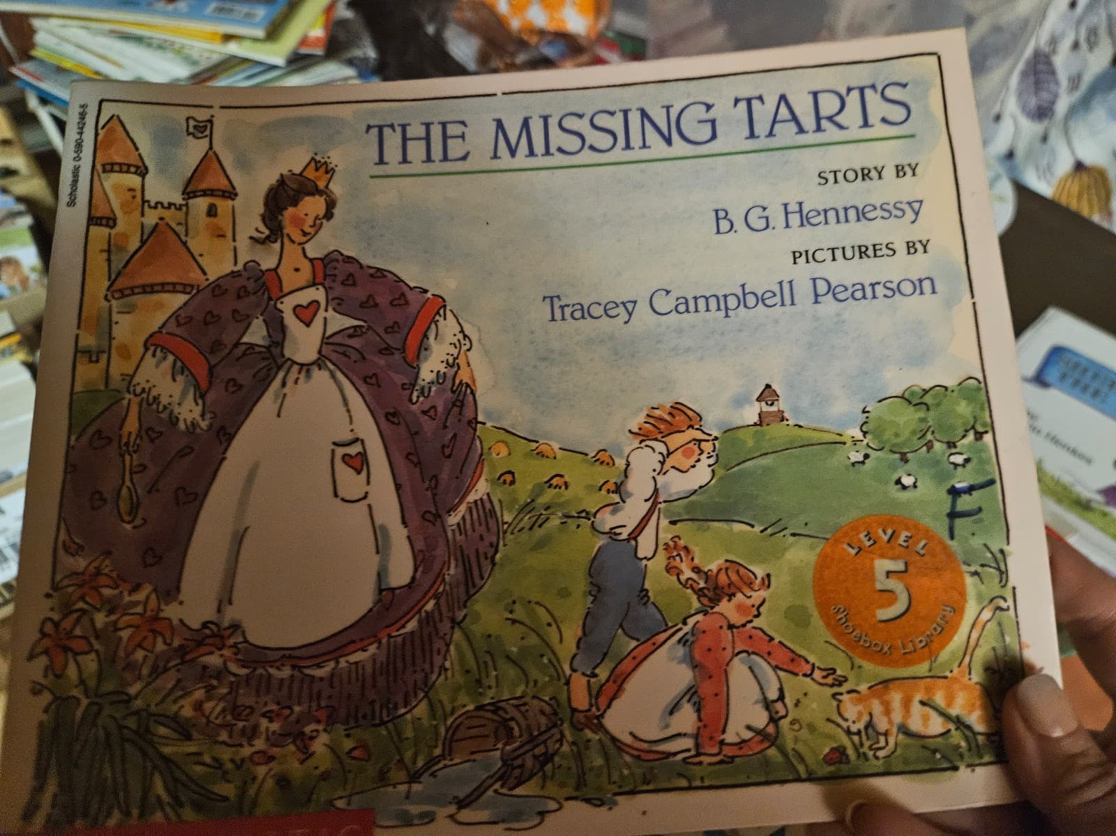 The missing tarts. B.G Hen essy - Image 1