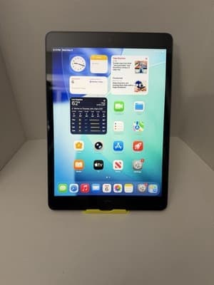 Apple iPad 8th Gen 32GB Gray Wi‑Fi Unlocked Tablet iPadOS (MYLU2LL/A) - Image 1