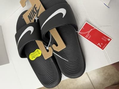 Nike Kawa Slide Boys Sandals Black White Cushioned Slip On Sizes 6Y and 7Y - Thumbnail 2