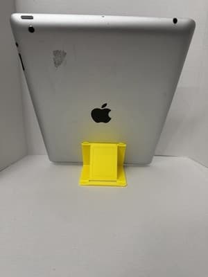 Apple iPad 9.7in 32GB Wi-Fi iOS Tablet Silver/White A6X MD514LL/A - Thumbnail 2