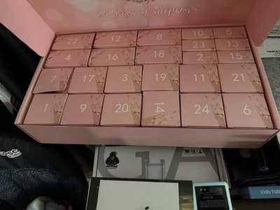 24 Days bath bombs different smells - Image 1
