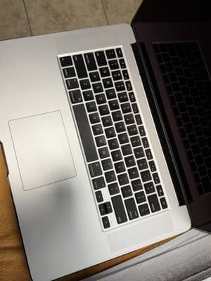 Apple MacBook Pro 15" Silver Laptop Backlit Keyboard Graphic Design - Thumbnail 2