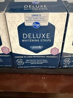 Kroger Deluxe Whitening Strips Teeth 3 BOXES FOR 30 - Thumbnail 2