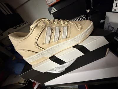 adidas Break Start Low W Women's Low Top Lace-Up Sneakers Beige JP7516